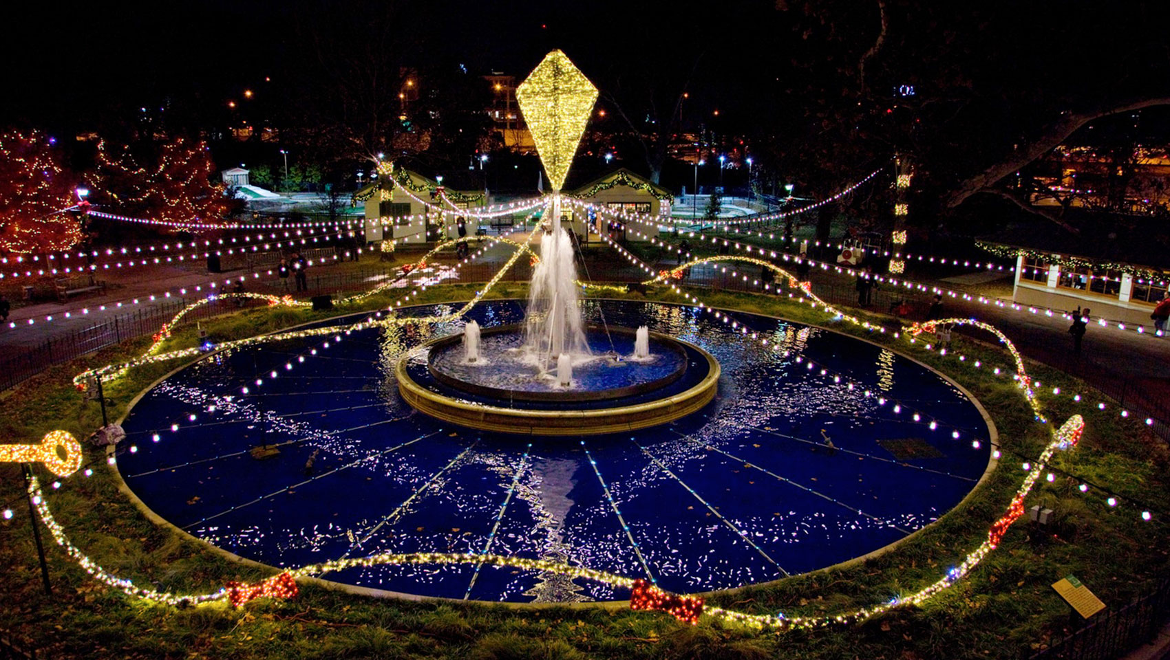 Franklin Square light display