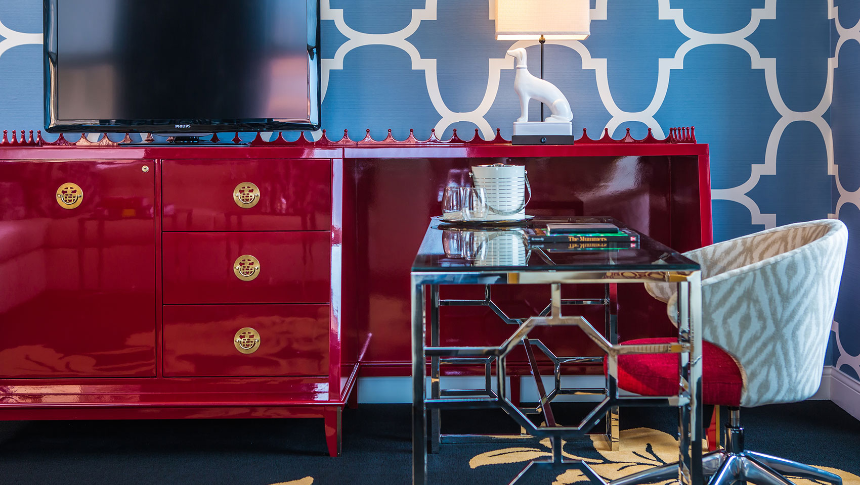 Kimpton Hotel Monaco Philadelphia guest room desk