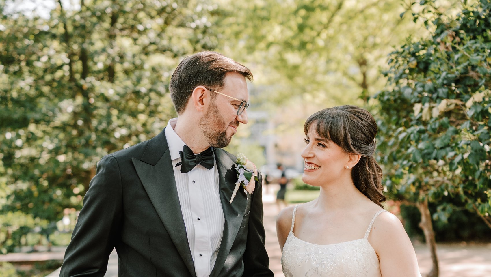 Newlyweds posing in Philly